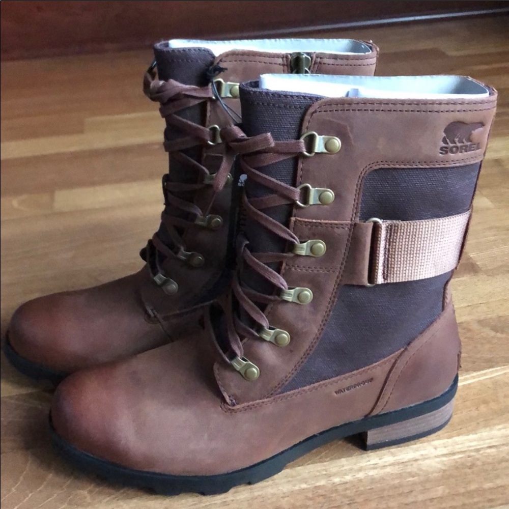 NWT Sorel Emilie Conquest Combat Boots